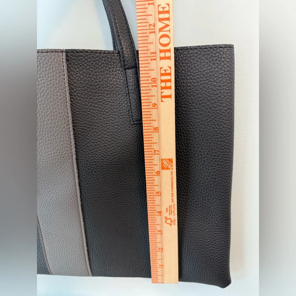 Vince Camuto Black and Gray Tote Bag